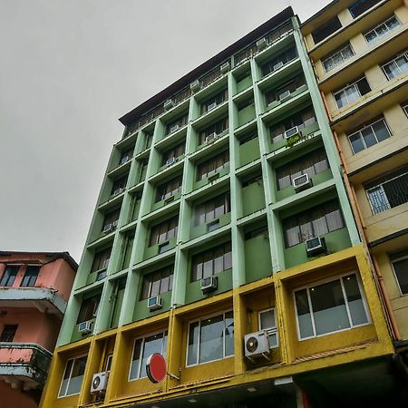 Hotel Manoshanti Panadzsi Kültér fotó