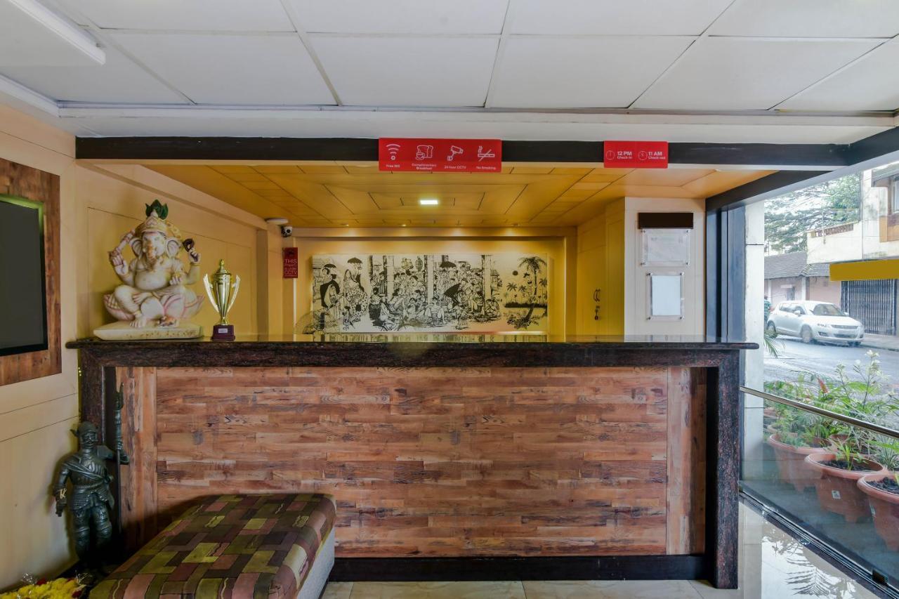 Hotel Manoshanti Panadzsi Kültér fotó